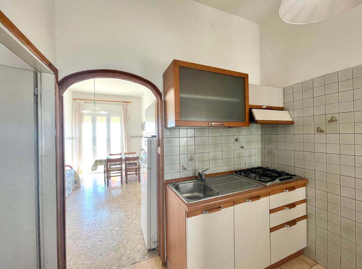 Villa Fronte Mare-Carraro Immobiliare Jesolo - Family Apartments Exterior foto