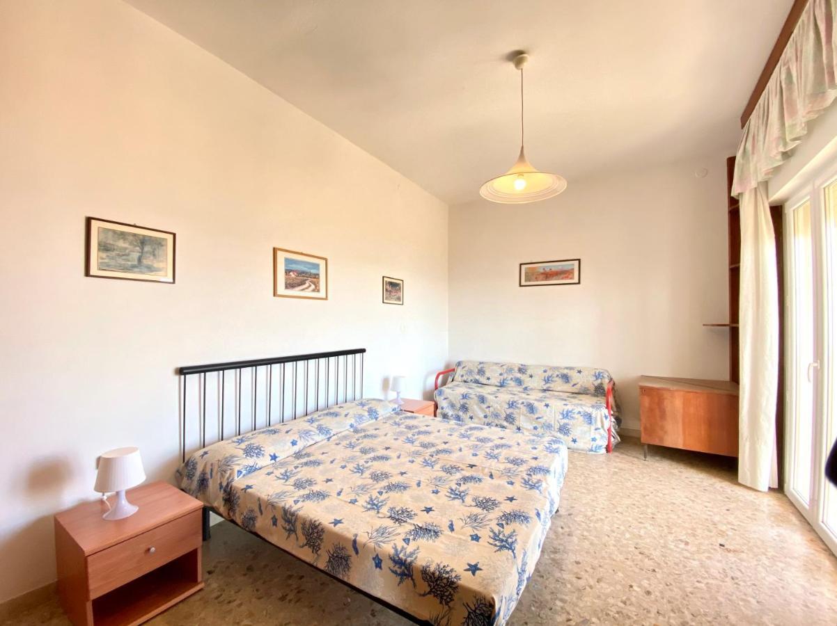 Villa Fronte Mare-Carraro Immobiliare Jesolo - Family Apartments Exterior foto